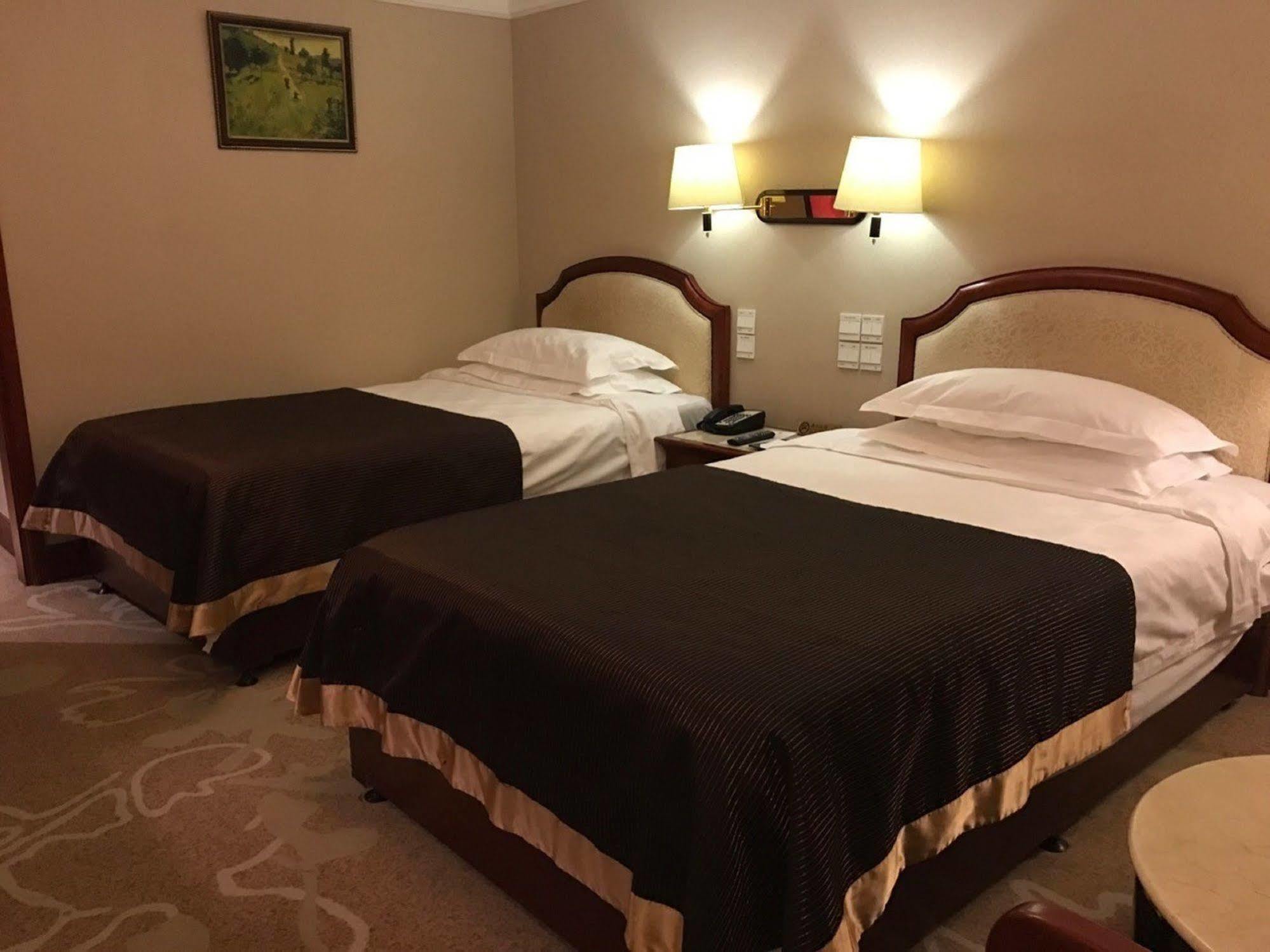 Beijing King Wing Hot Spring Hotel المظهر الخارجي الصورة