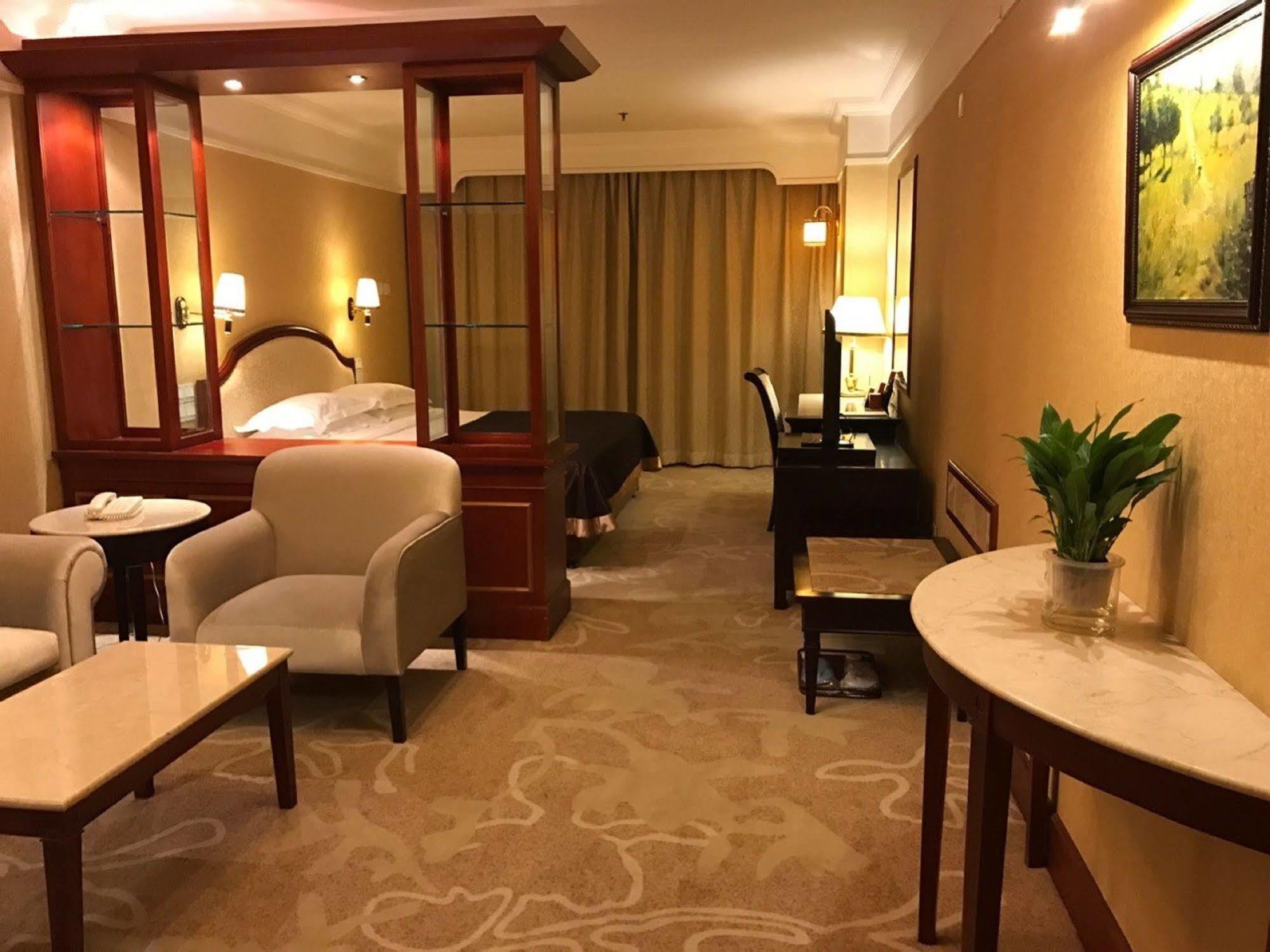 Beijing King Wing Hot Spring Hotel المظهر الخارجي الصورة