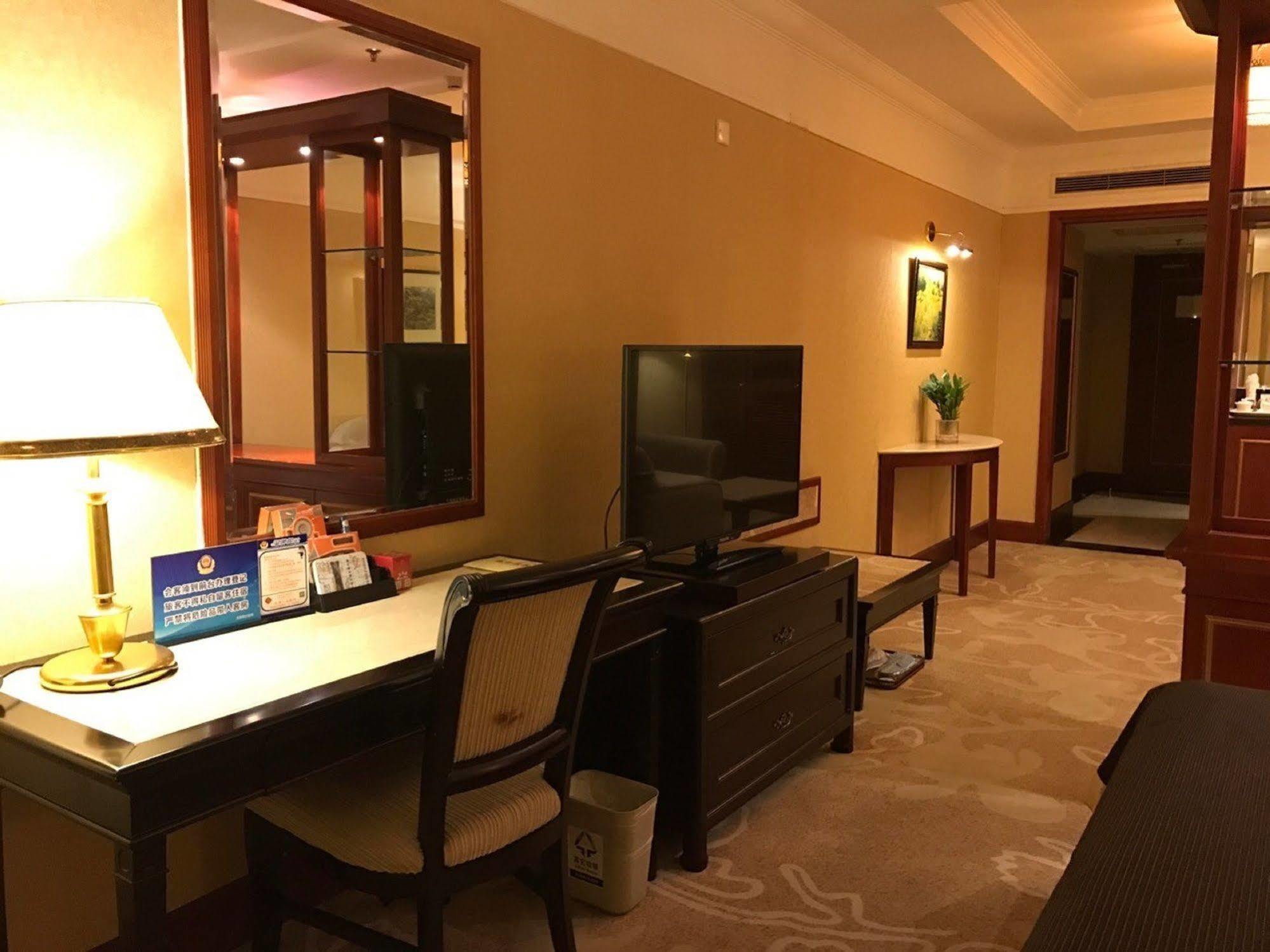 Beijing King Wing Hot Spring Hotel المظهر الخارجي الصورة