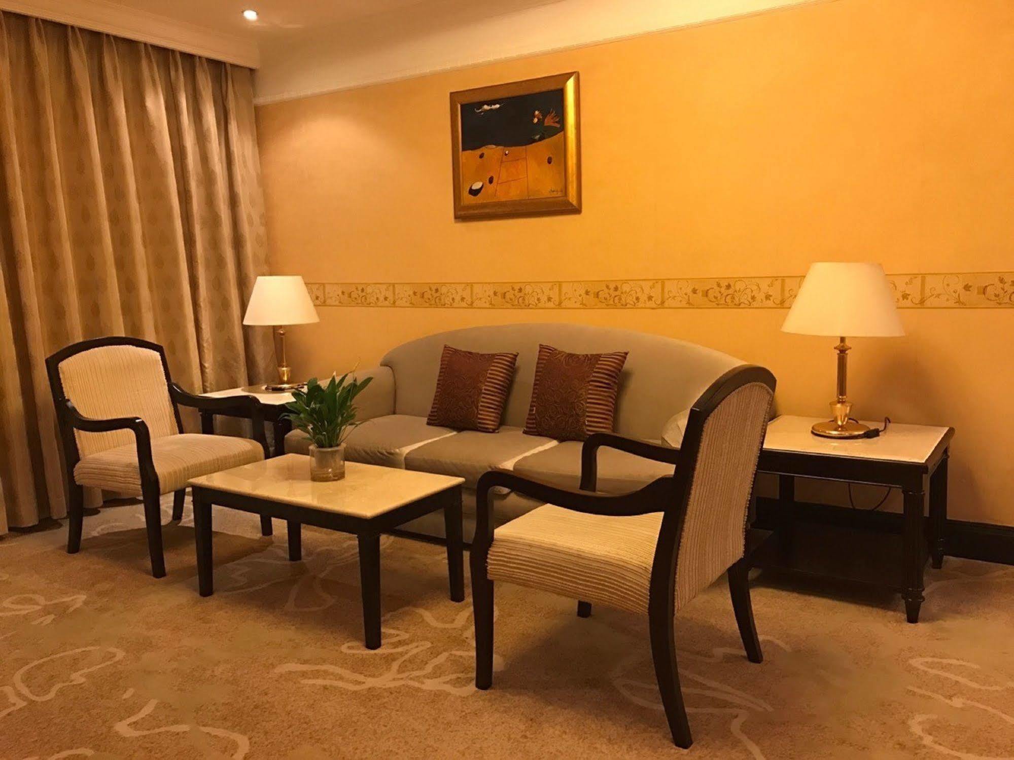 Beijing King Wing Hot Spring Hotel المظهر الخارجي الصورة